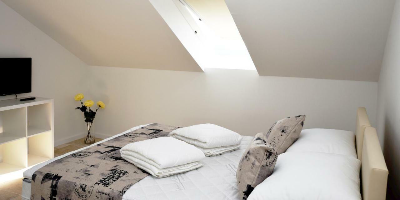 Villa M - Your Business & Holiday Apartment In Šibenik Eksteriør billede